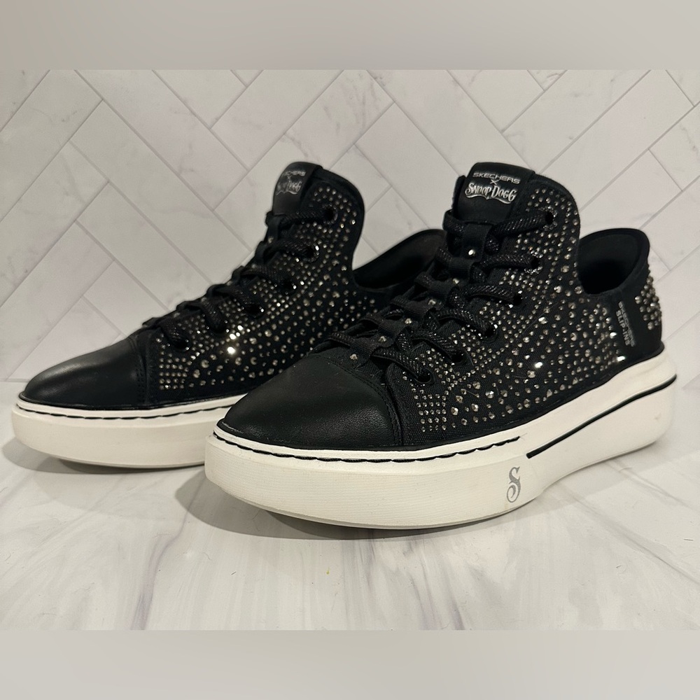 Skechers Snoop Dog
Black Studded Women's Sneakers